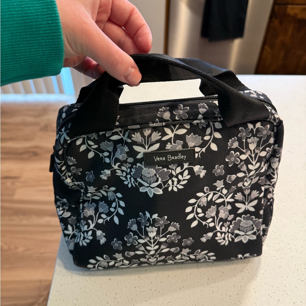 Vera Bradley Lunch Cooler Tote - Picture 2 of 6
